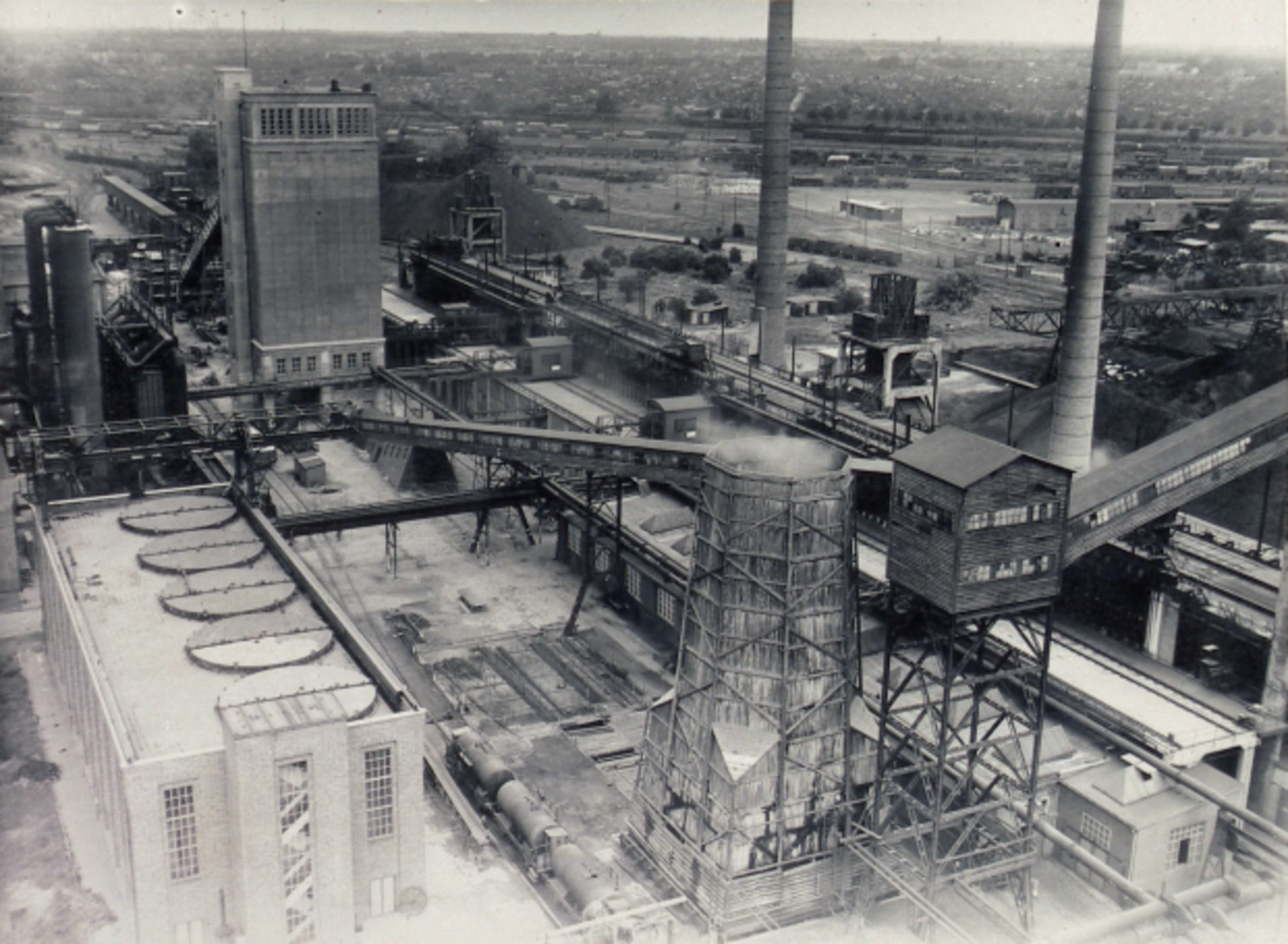 Gaswerk Lichtenberg 2, Blick vom Dach des Wasserturms beim Umbau des Werkes, 1936